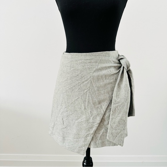 Sz S Aritzia WILFRED Wool Wrap Mini Skirt - Picture 1 of 8
